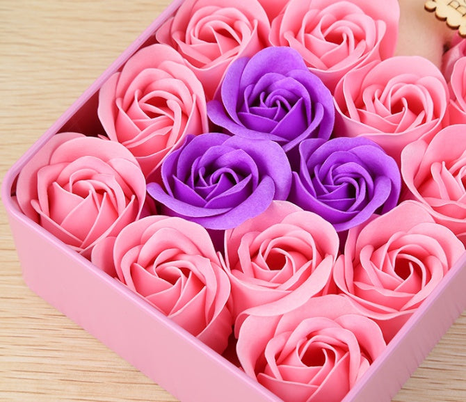 Lyxig Presentbox med Tvålrosor