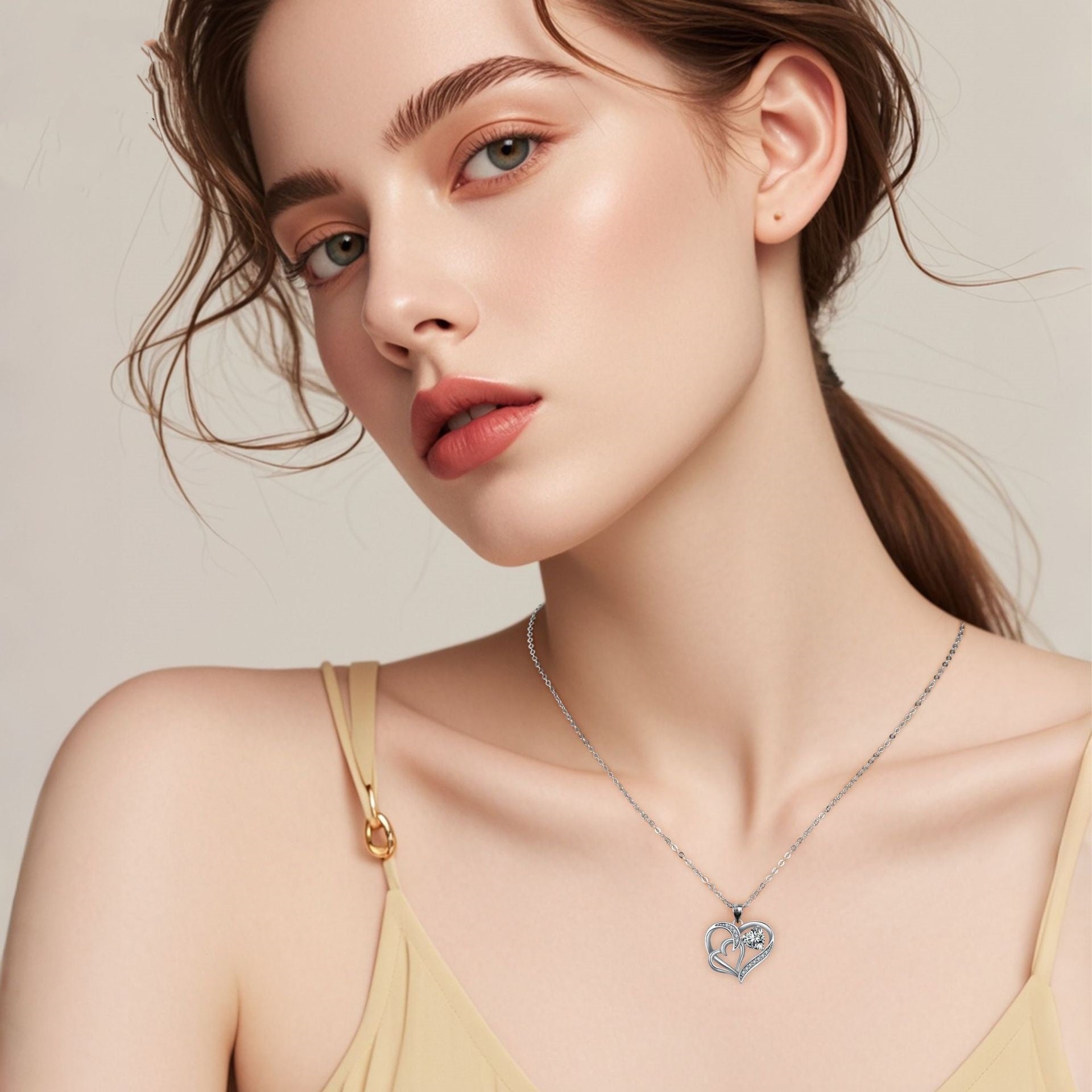 Dubbelhjärtat halsband för kvinnor – Elegant & lättmatchat smycke