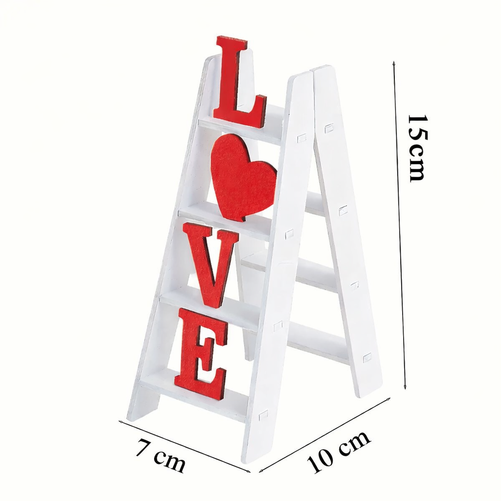 Trädekoration “Kärleksstege” – Romantisk Inredningsdetalj